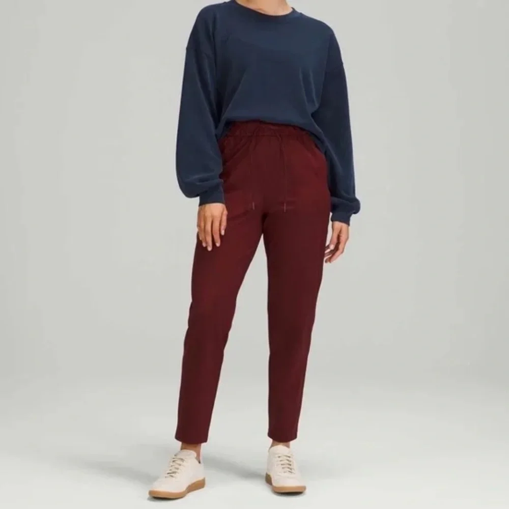 Lululemon Stretch High-Rise Pant 7/8 Length Red Merlot Size 4